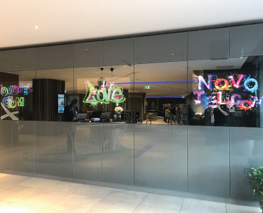 Mirrored Screen Solutions